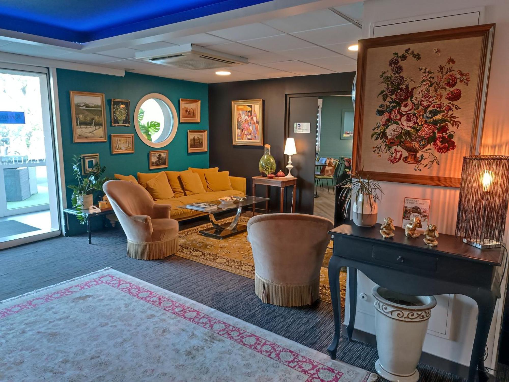 Hotel Kyriad Brive Ouest Kültér fotó