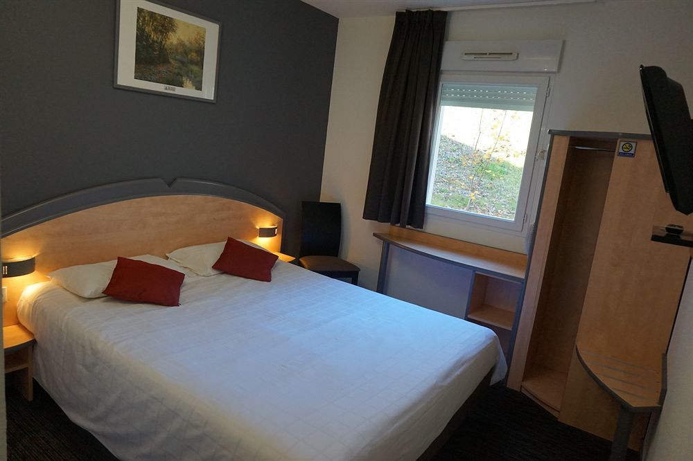 Hotel Kyriad Brive Ouest Kültér fotó