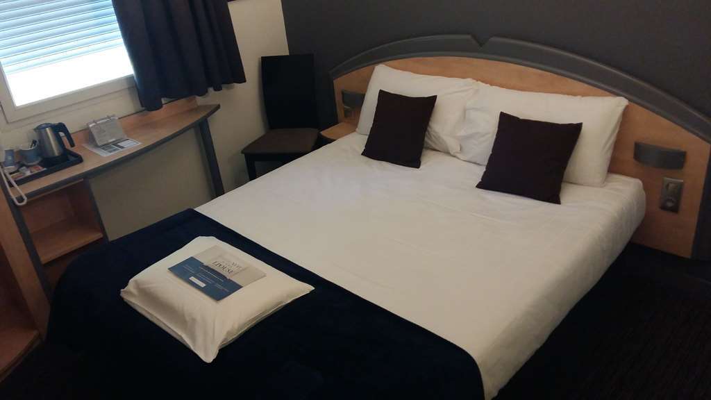 Hotel Kyriad Brive Ouest Szoba fotó