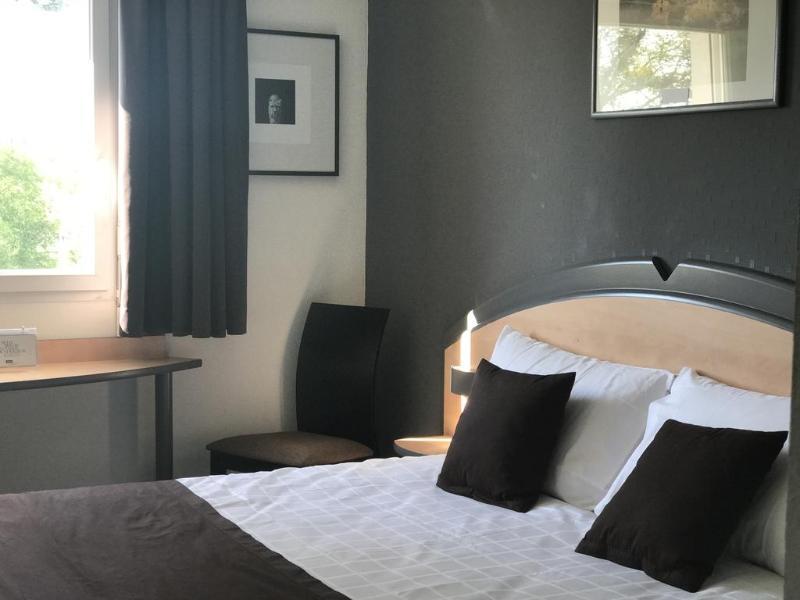 Hotel Kyriad Brive Ouest Kültér fotó